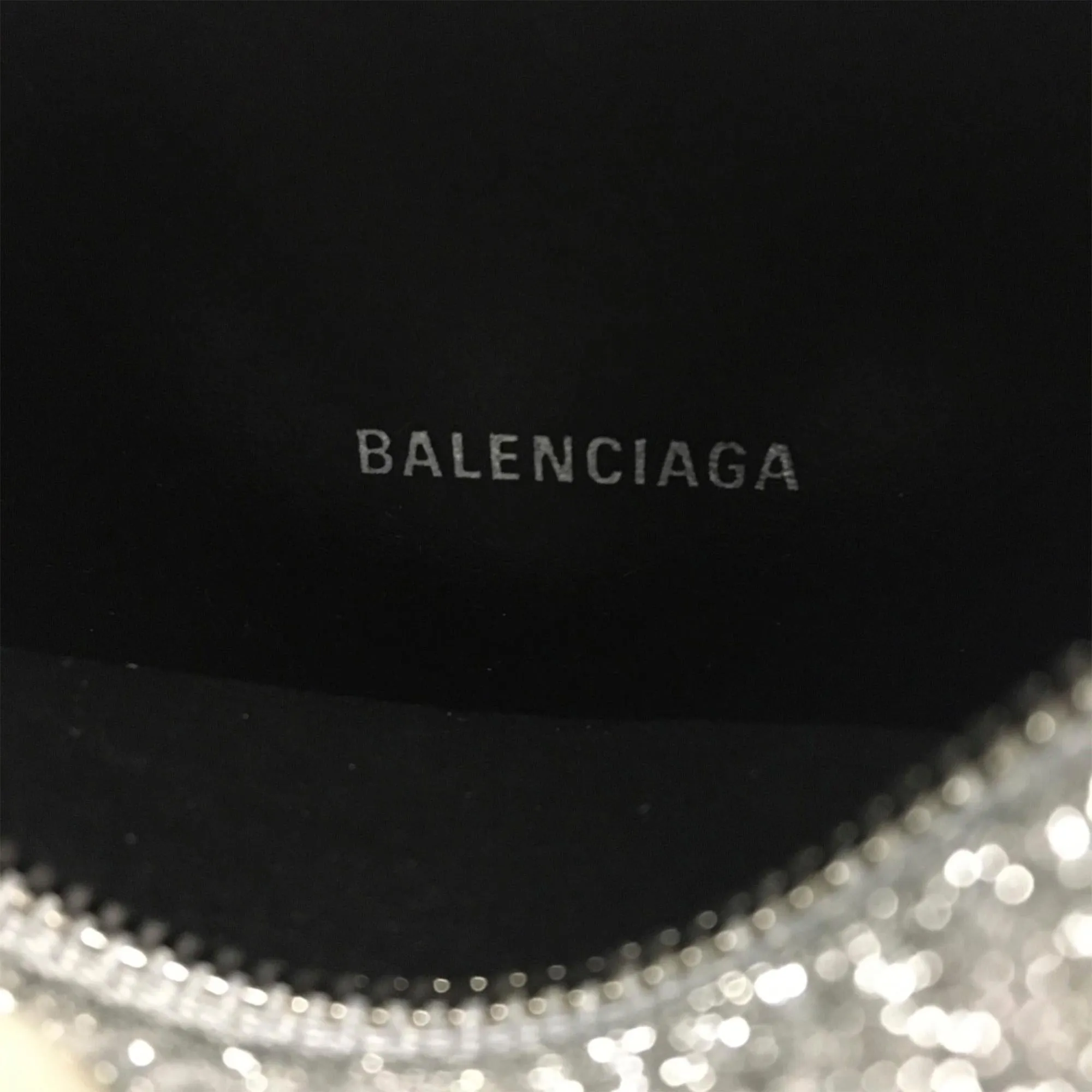 Balenciaga Everyday XS Camera Bag (SHG-28584)