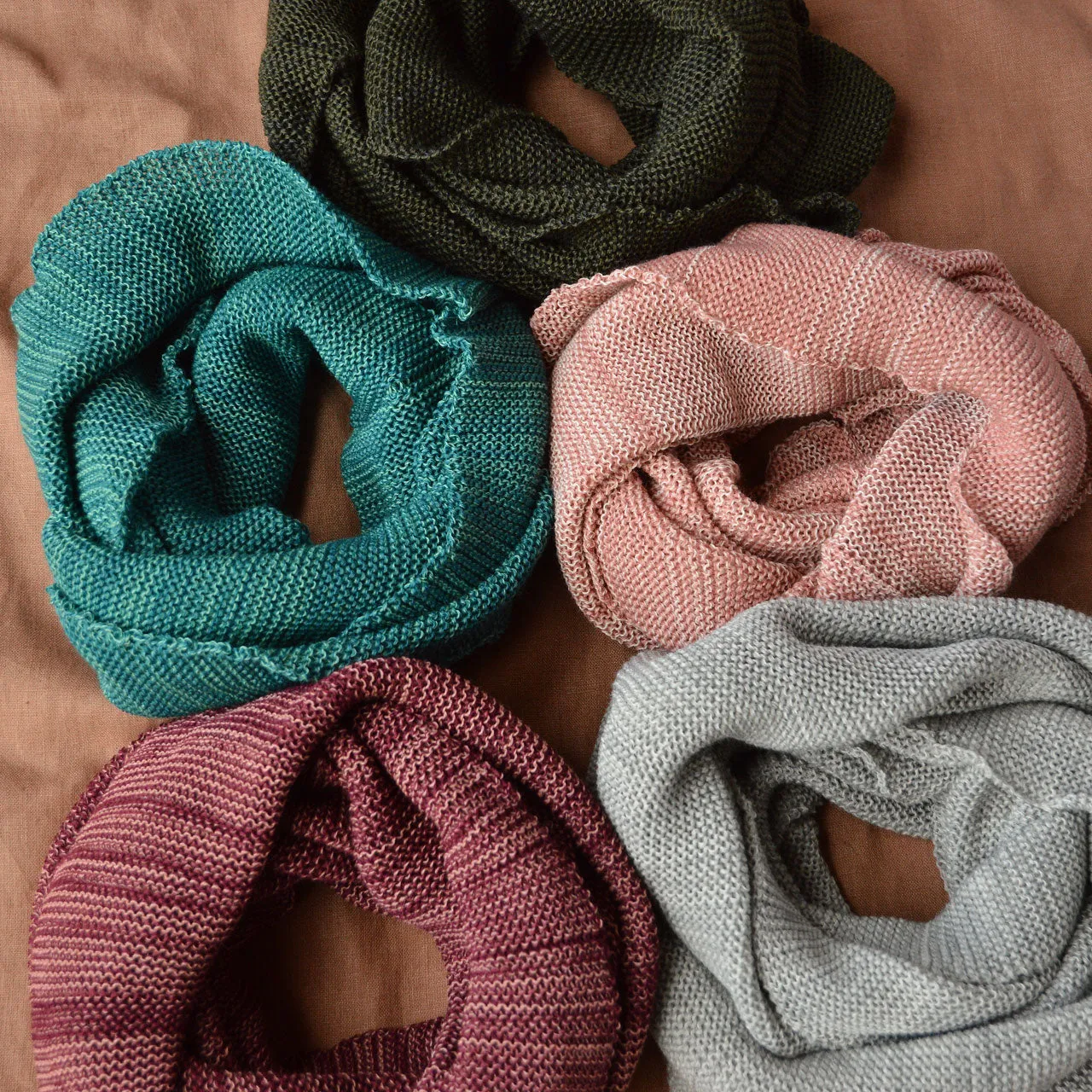 Loop Scarf in Organic Merino (big kids-adult)