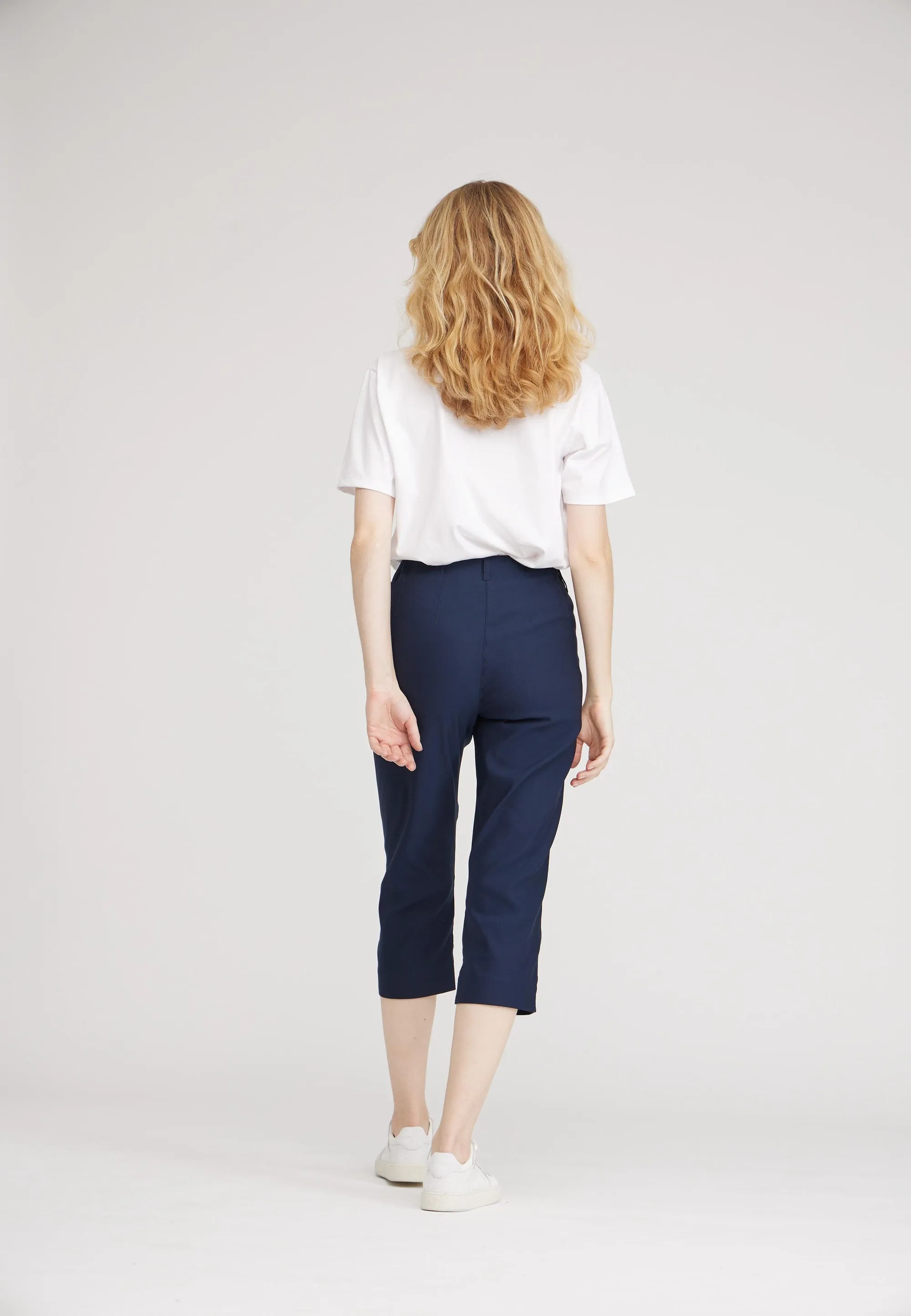 Taylor Regular Capri Medium Length - Navy